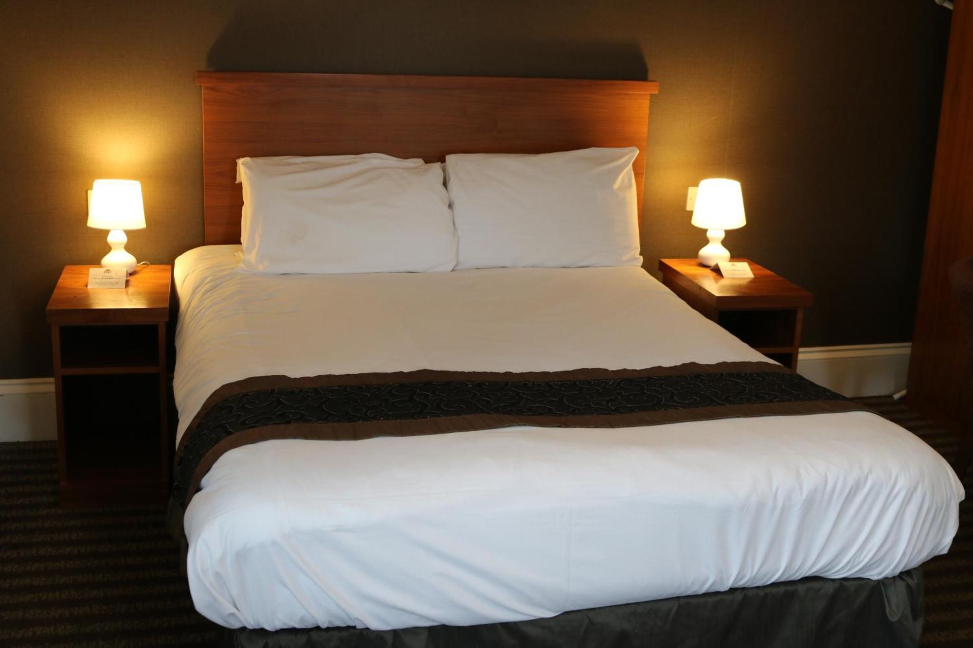 Fairway Inn Манчестър Екстериор снимка